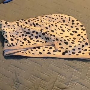 Hair towel in leopard print